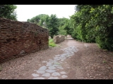 07917 ostia - regio iv - insula i - cardo maximus - campo della magna mater - bli ri nordwesten.jpg